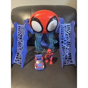 Hasbro Marvel Spidey & His Amazing Friends Web-Quarters Playset Spider Man